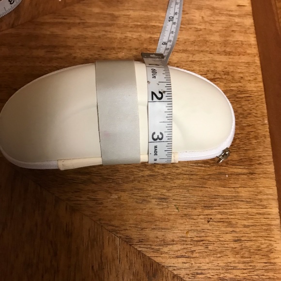 DOLCE & GABBANA-Case Sunglasses Or Glasses Case Only- White- Zipper Full - Picture 6 of 9